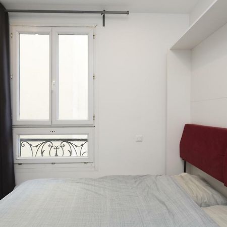 Studette De Charme Neuve Proche Invalides Lägenhet Paris Exteriör bild