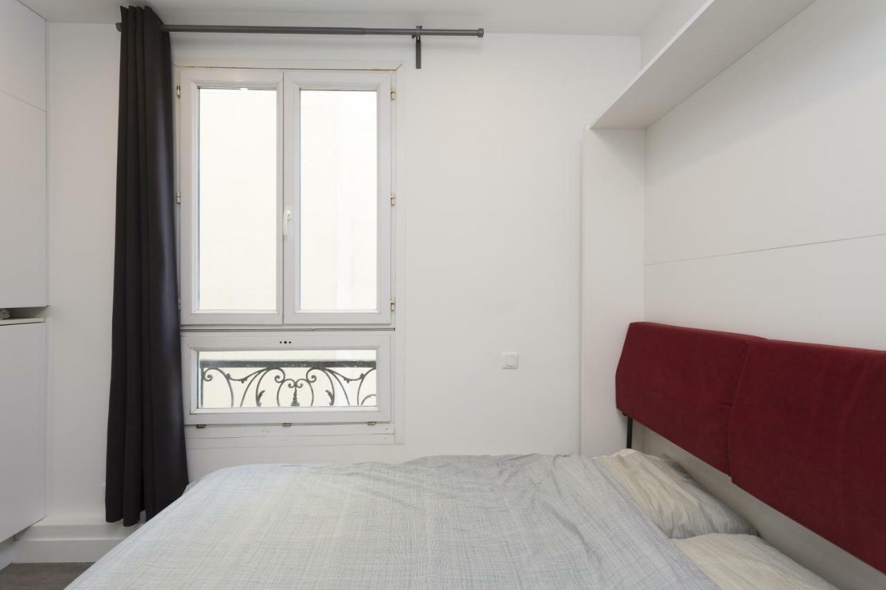 Studette De Charme Neuve Proche Invalides Lägenhet Paris Exteriör bild